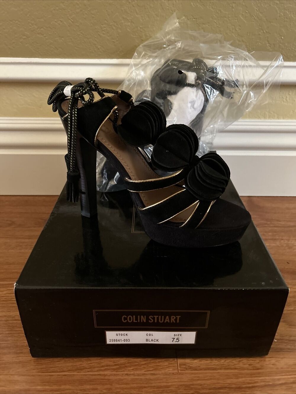 Colin Stuart Black Platform Stiletto Pumps Black Gold Ruffled Tie Up New 7.5